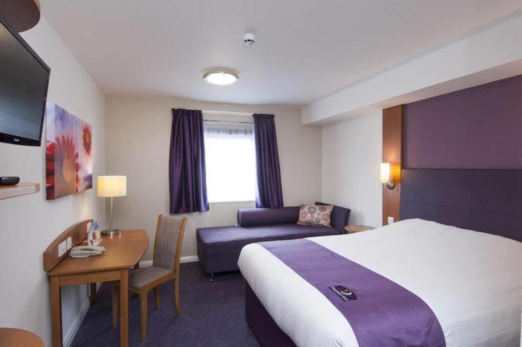 Premier Inn Рамсггейт Экстерьер фото